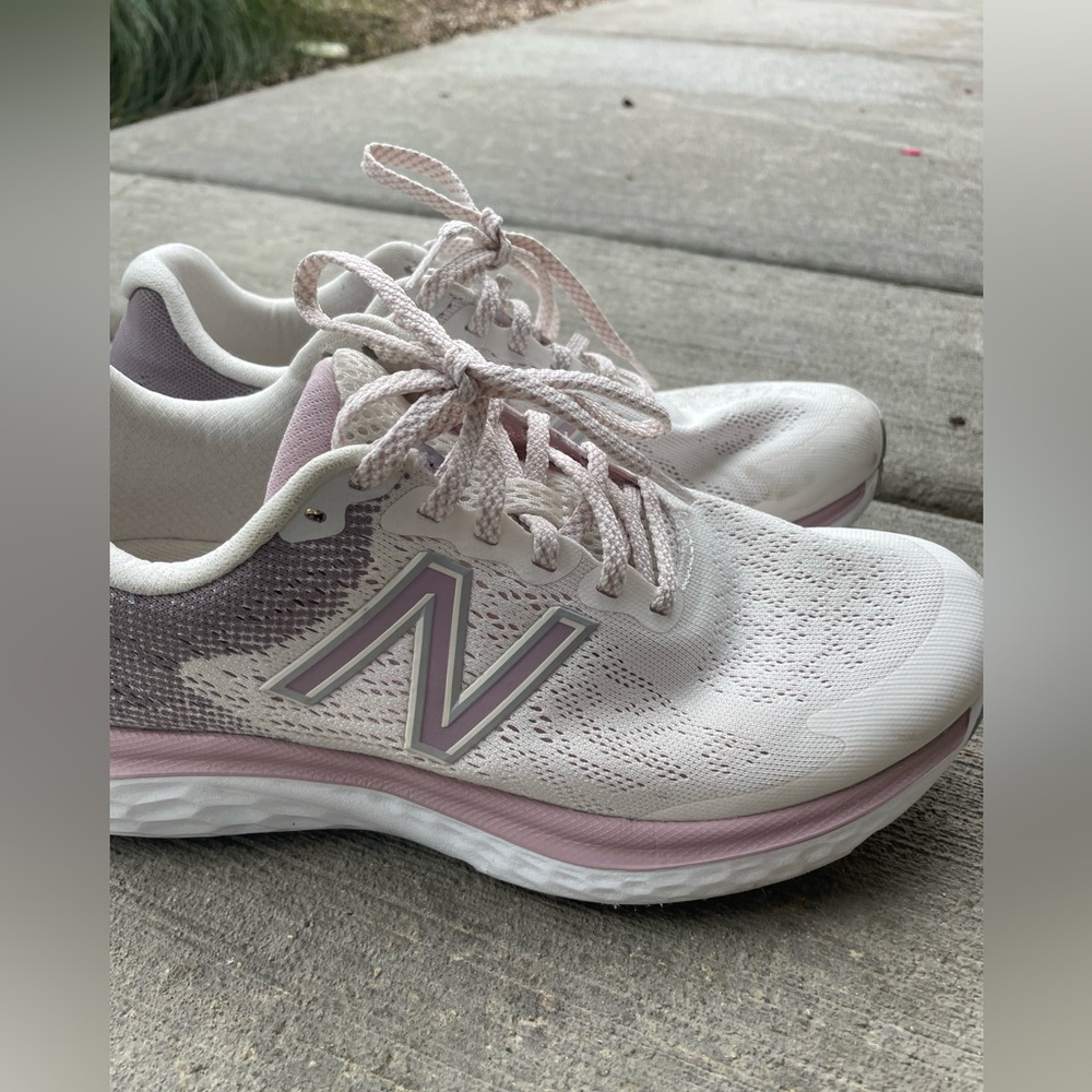 Women's Fresh Foam 680v7 Running Sneakers from New Balance